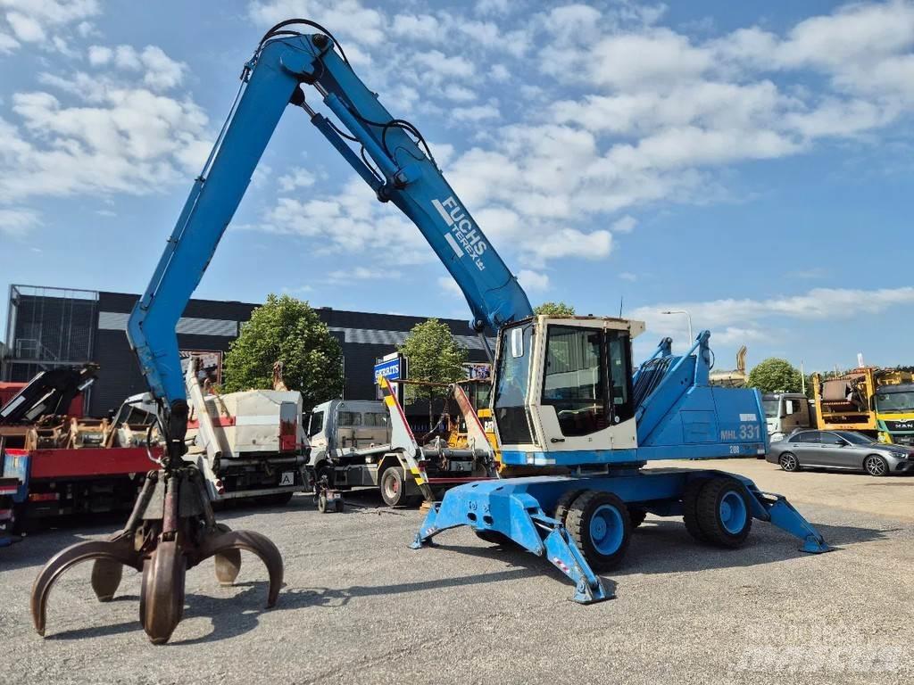 Fuchs MHL 331 Excavadoras de manutención