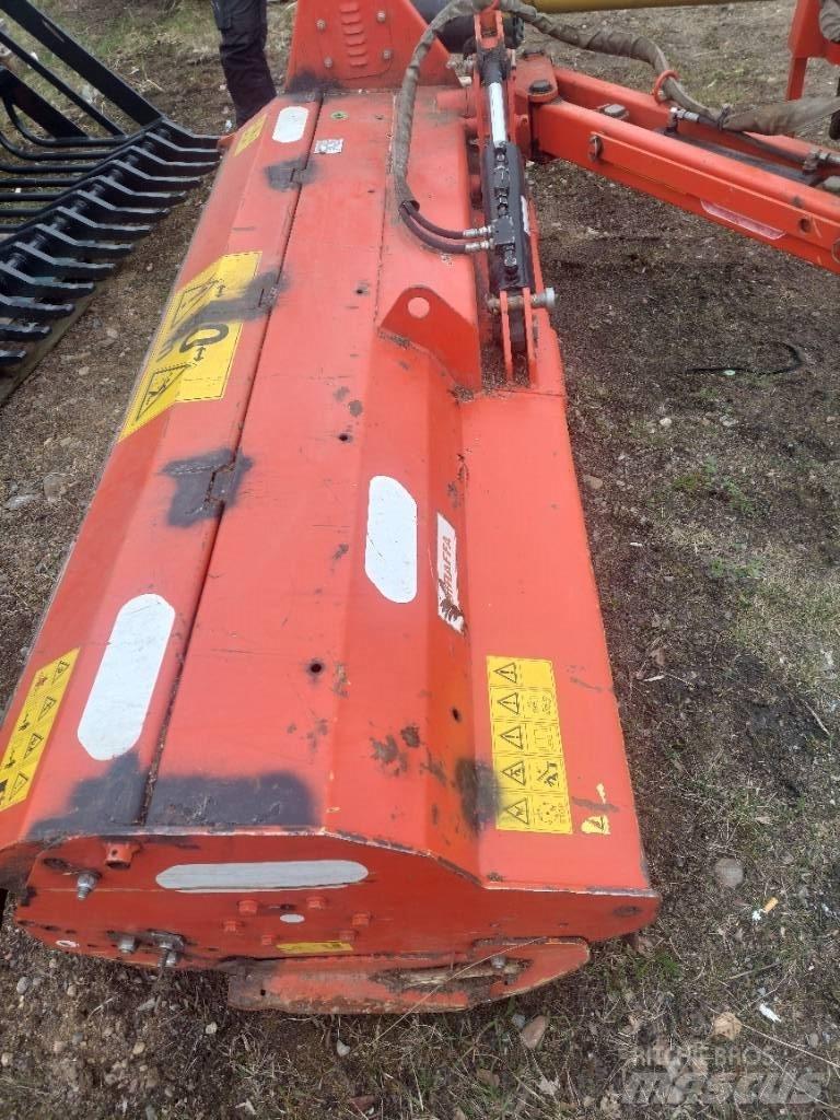 Maschio Giraffa 210 Segadoras y cortadoras de hojas para pastos