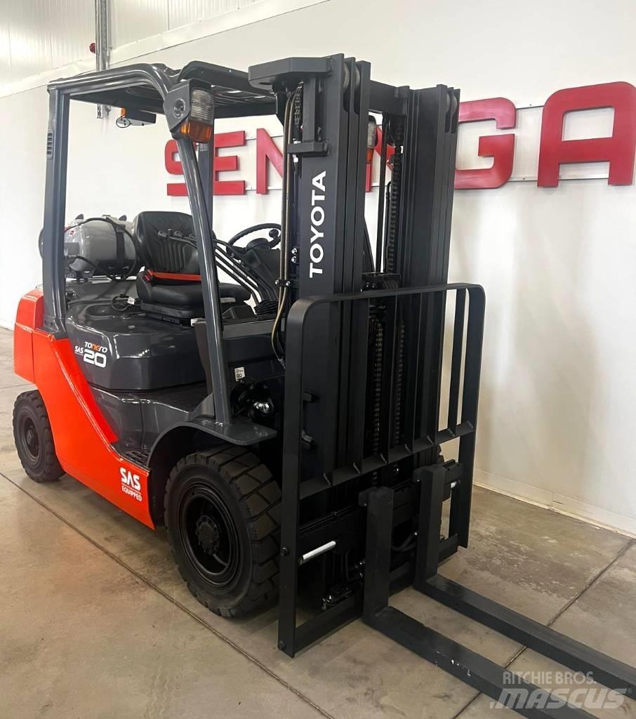 Toyota 10831 8FGF20 Carretillas LPG