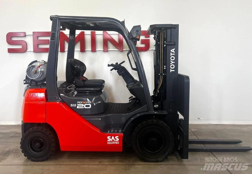 Toyota 10831 8FGF20 Carretillas LPG
