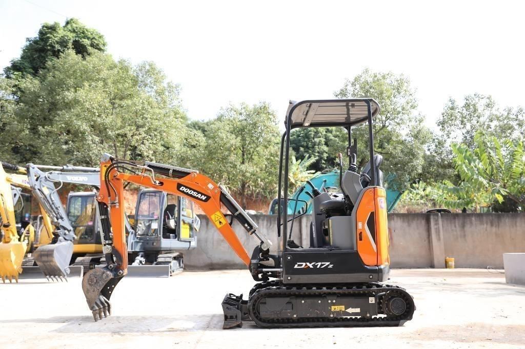 Doosan DX 17 Excavadoras de cadenas