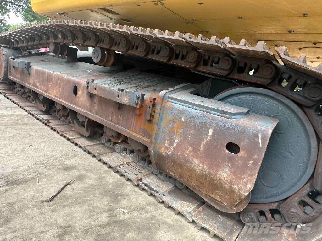 Komatsu PC 450 LC-8 Excavadoras de cadenas