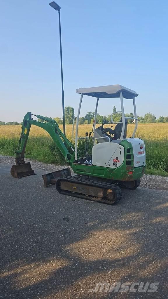 Takeuchi Tb 216 Mini excavadoras < 7t