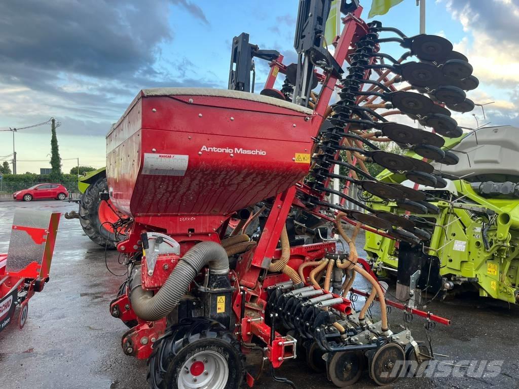 Mascar Montana 600 Sembradoras de alta precisión
