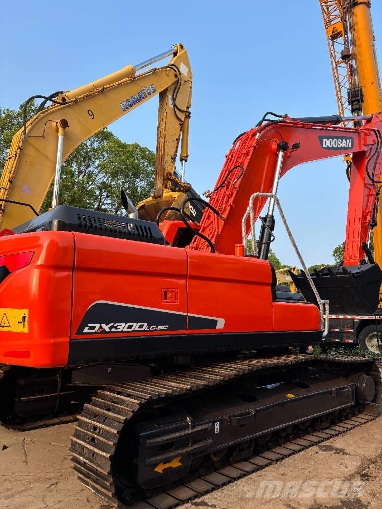 Doosan DX300LC-9C Excavadoras de cadenas
