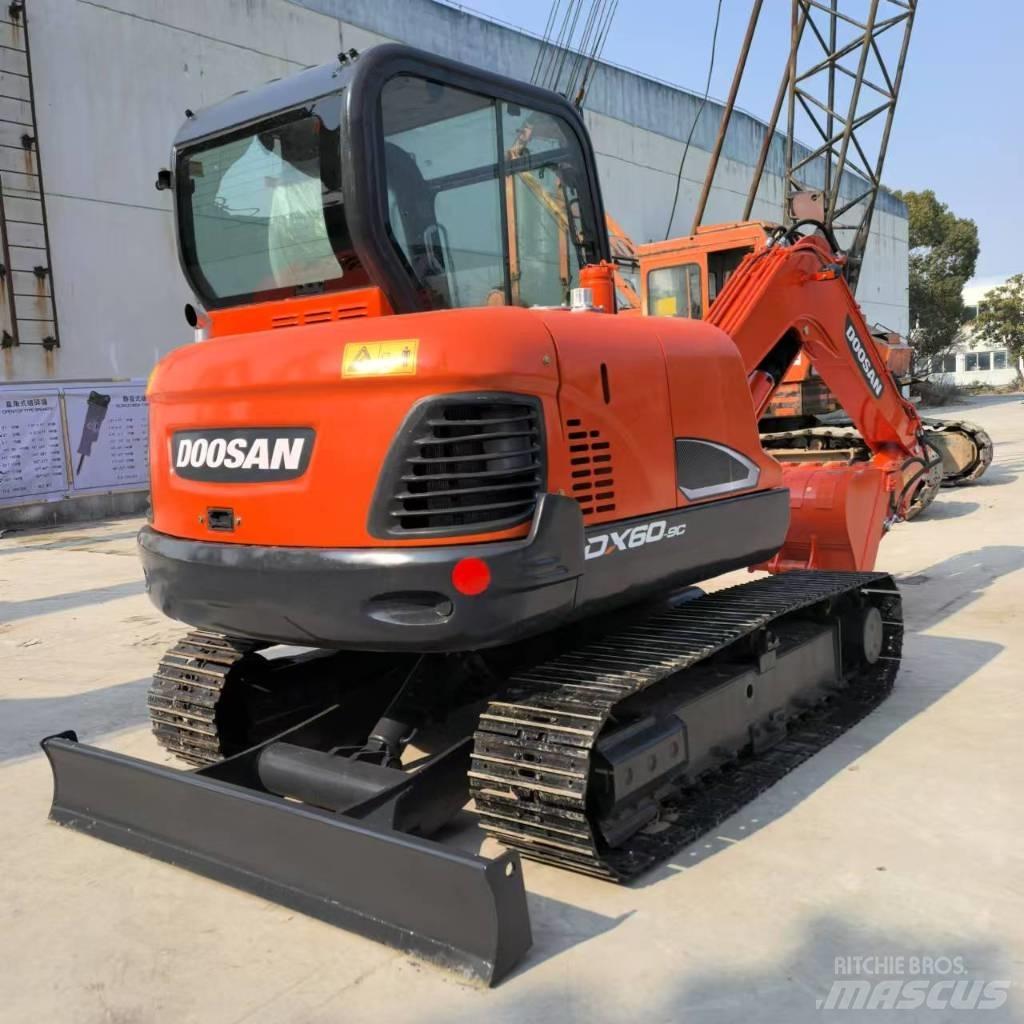 Doosan DX 60-9 C Mini excavadoras < 7t