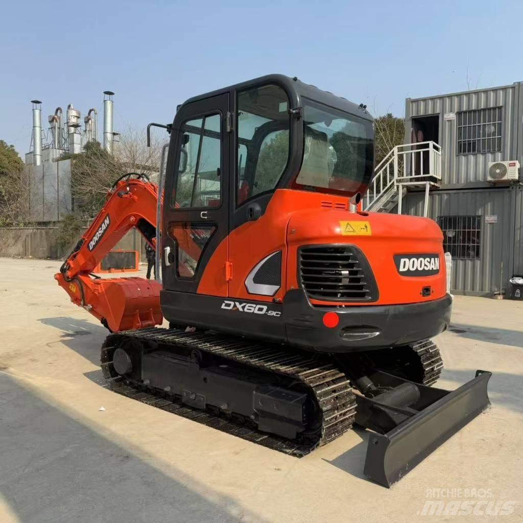 Doosan DX 60-9 C Mini excavadoras < 7t