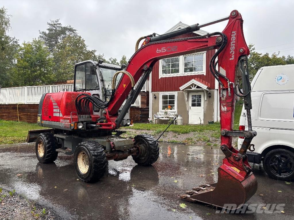 Neuson 6502 Excavadoras de ruedas