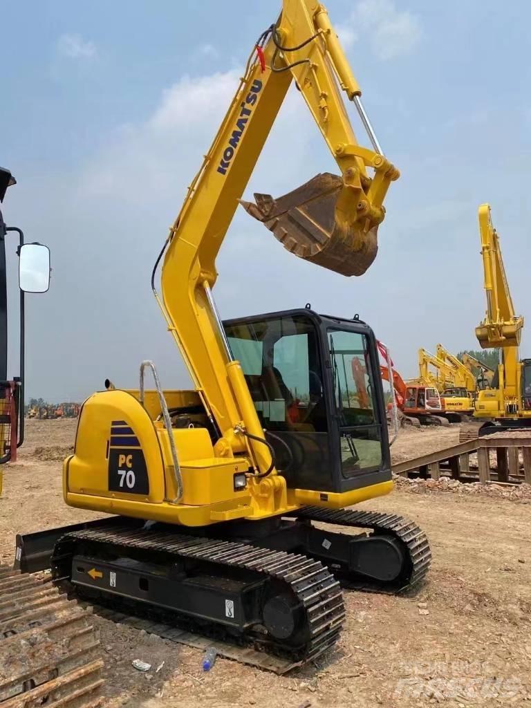 Komatsu PC 70 Excavadoras de cadenas