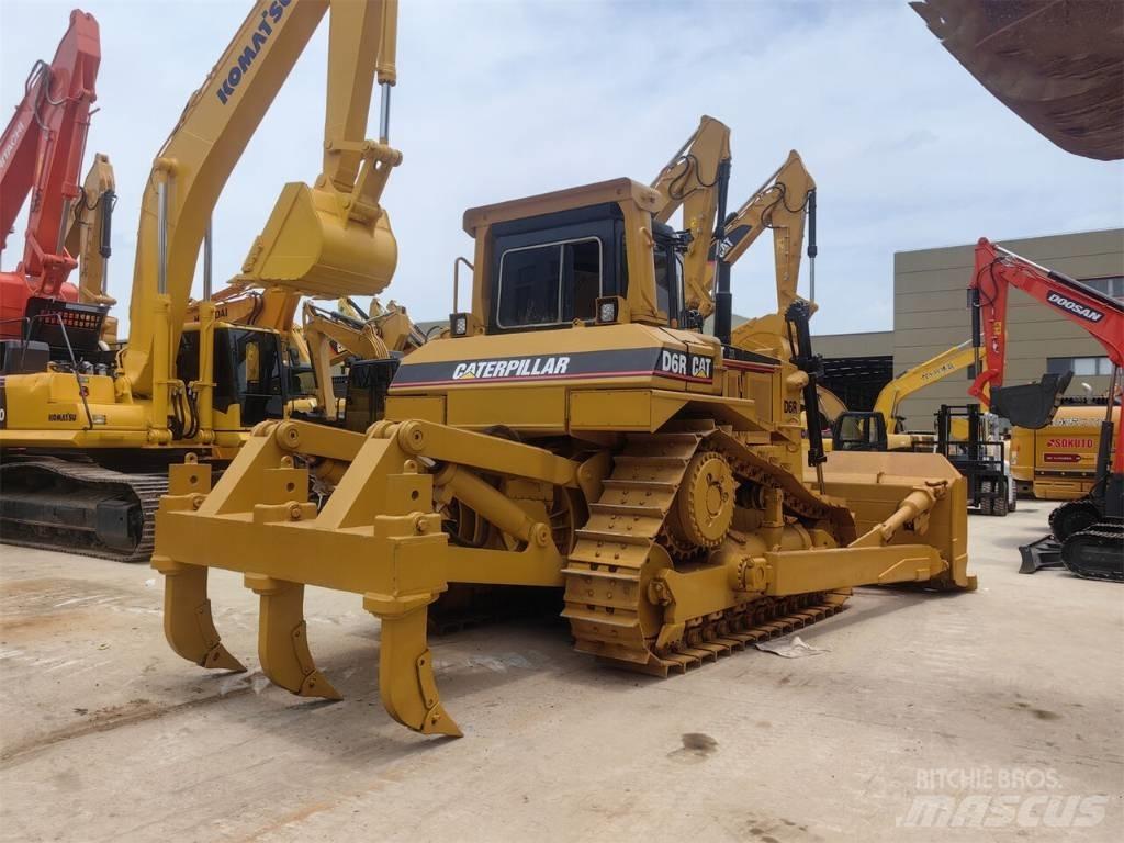 CAT D 6 R Buldozer sobre oruga