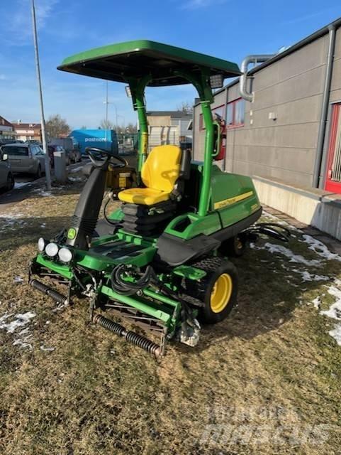 John Deere 7200 A Máquinas de calles
