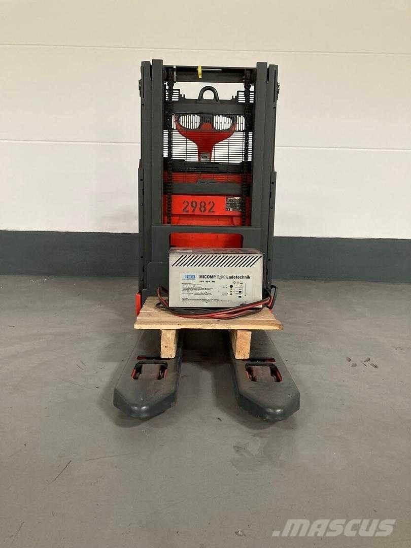 Linde D08 Recogepedidos de gran altura