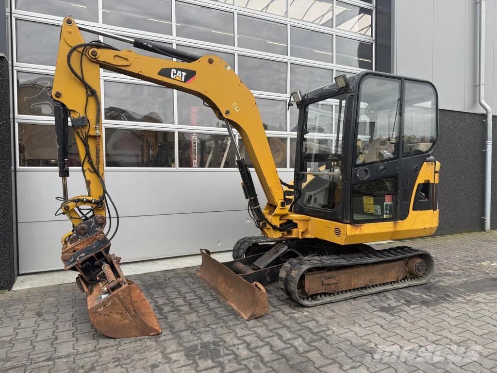 CAT 302.5C Mini excavadoras < 7t