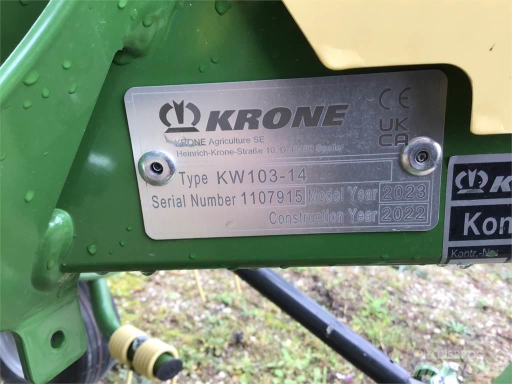 Krone Vendro 820 Rastrillos y henificadores