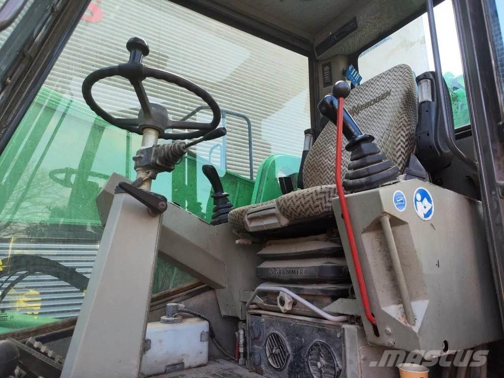 Sennebogen 835M Excavadoras de manutención