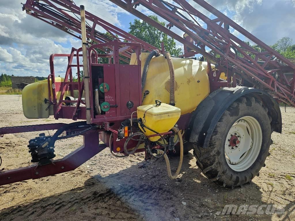 Hardi Commander 2800 Pulverizadores arrastrados
