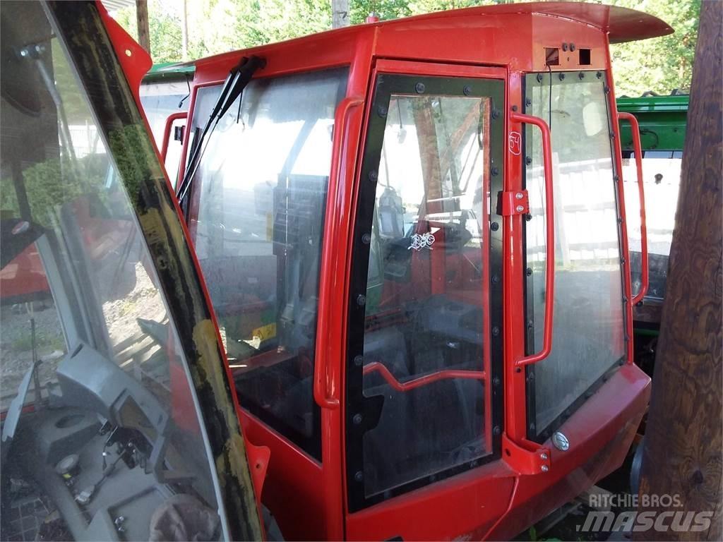 Komatsu 895 Cabinas e interior