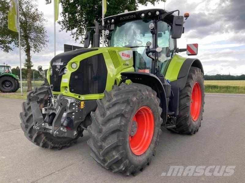 CLAAS AXION 810 Tractores