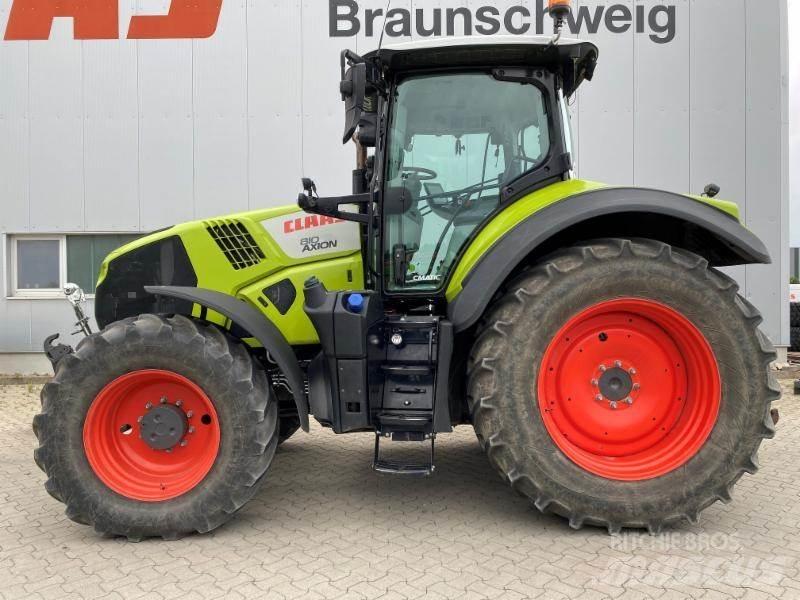 CLAAS AXION 810 Tractores