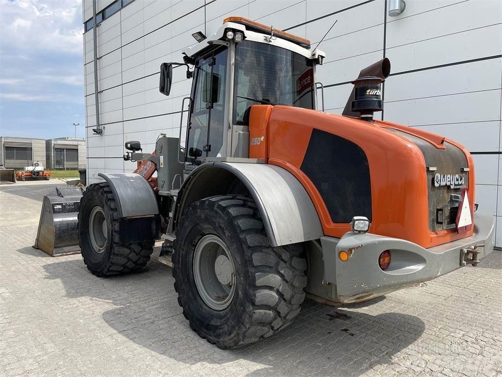 Weycor AR250E Cargadoras sobre ruedas