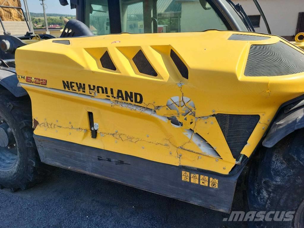 New Holland TH 6.28 Manipuladores telescópicos agrícolas