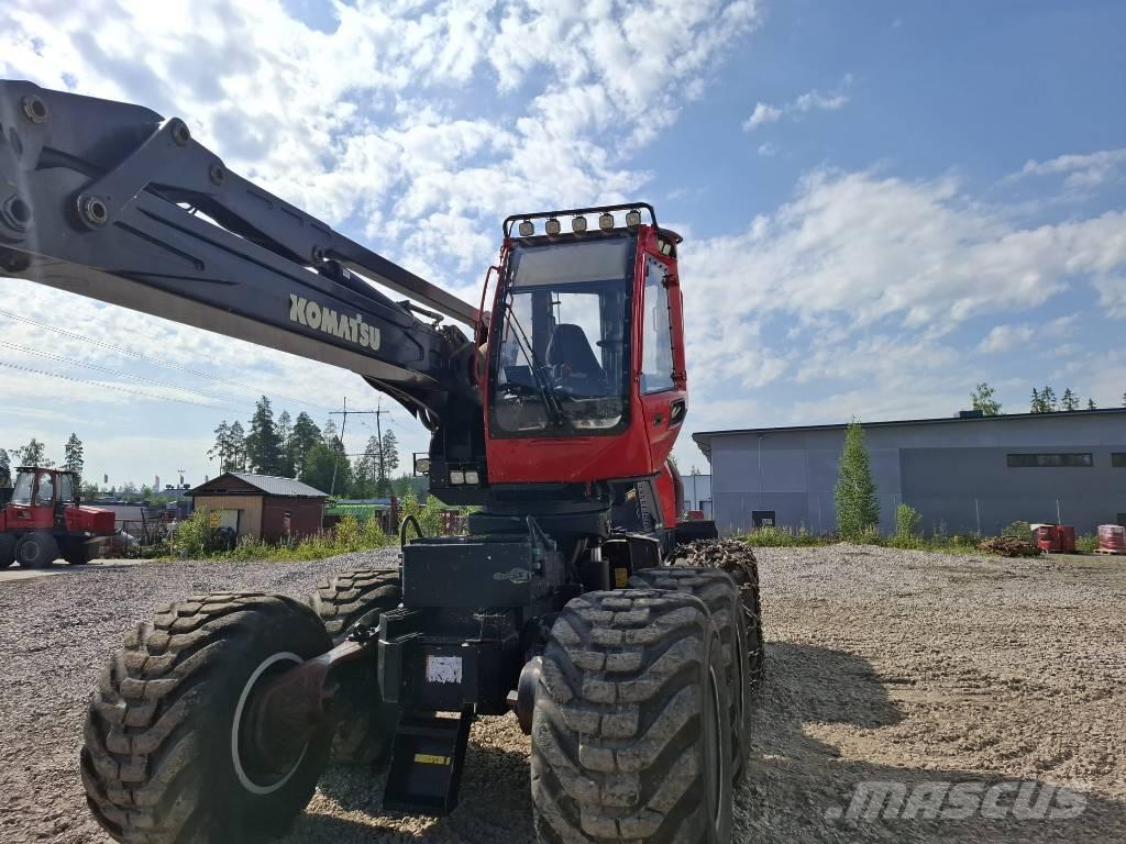 Komatsu 931 XC Cosechadoras