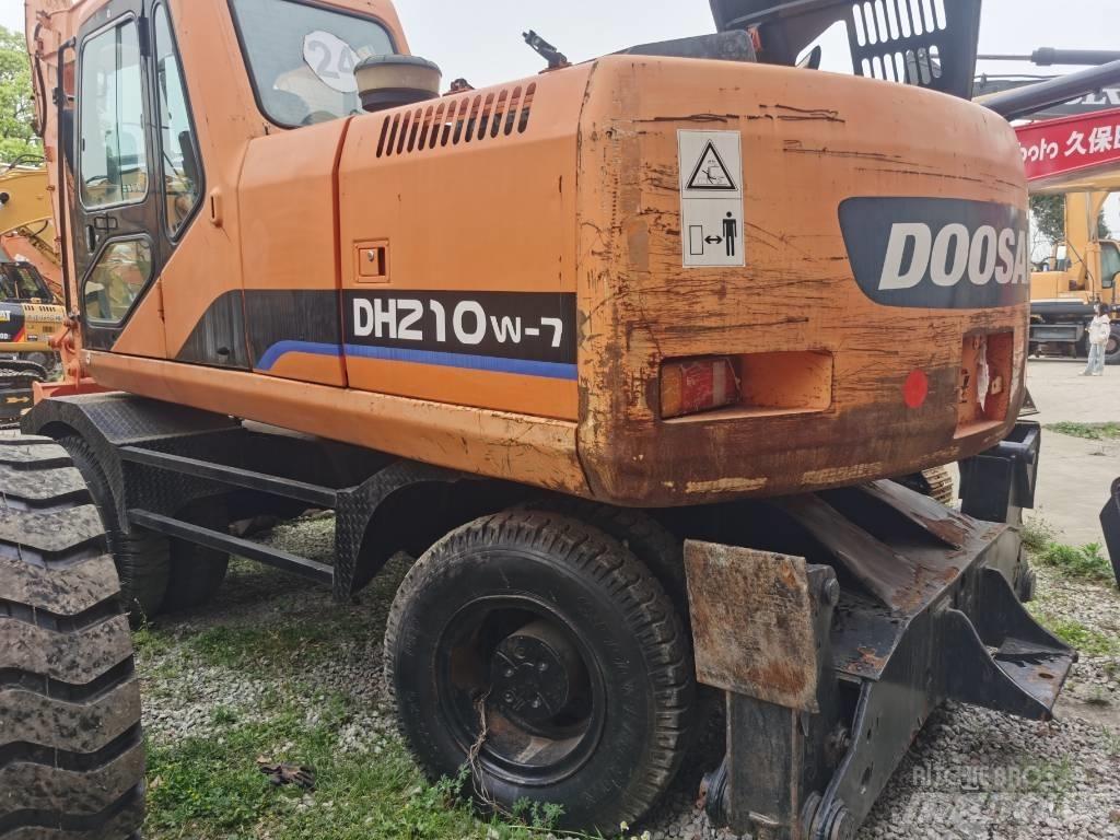 Doosan DH 210 W-7 Excavadoras de ruedas