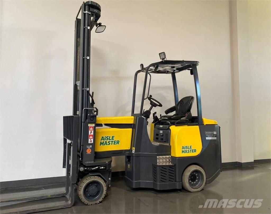 Combilift AM15SE Carretilla para pasillo estrecho