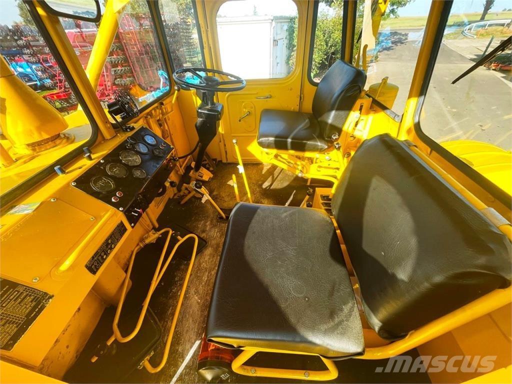 Kirovets K700A V8 Tractores