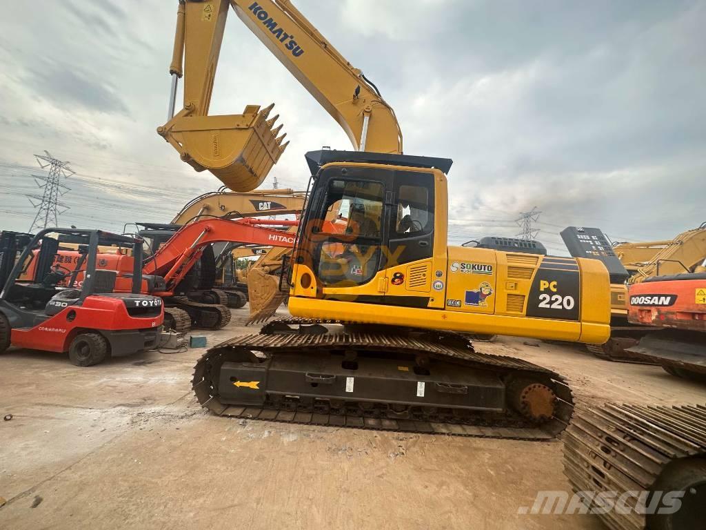 Komatsu PC 220-8 Excavadoras de cadenas