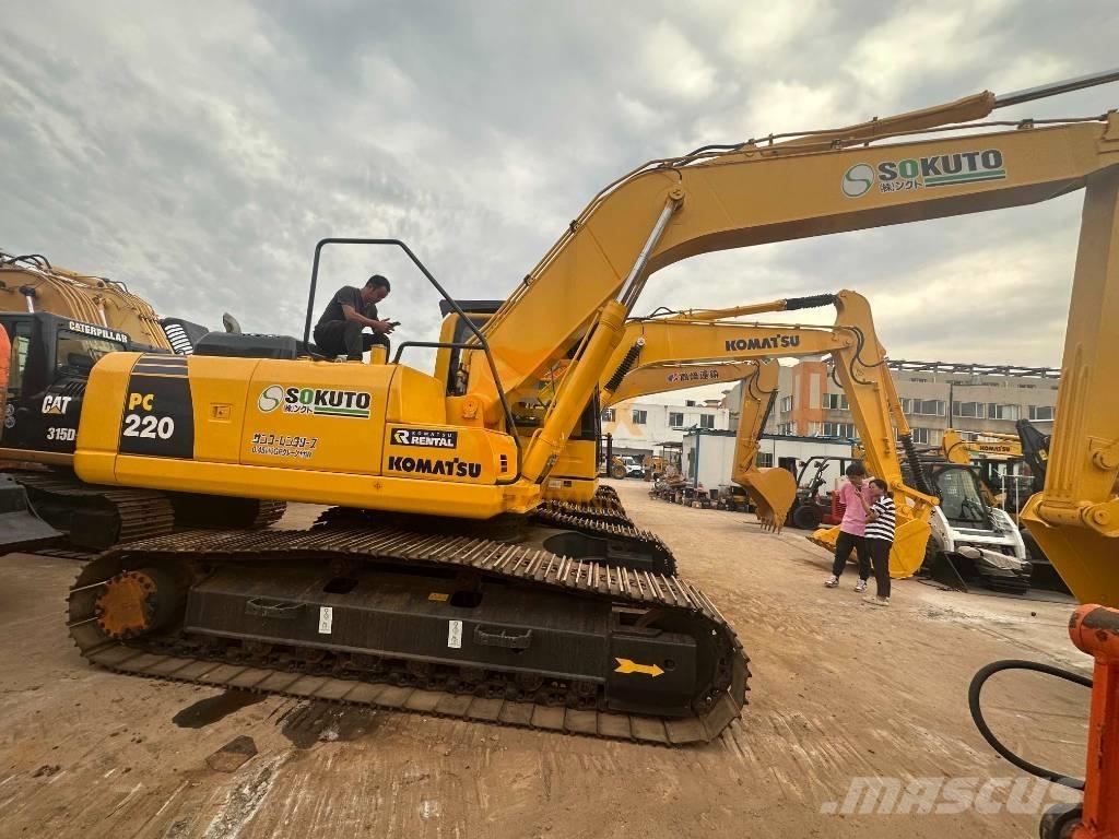 Komatsu PC 220-8 Excavadoras de cadenas