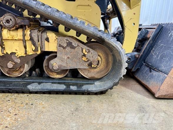 CAT 249D Minicargadoras