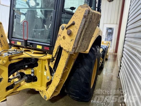 CAT 420F2 Retrocargadoras