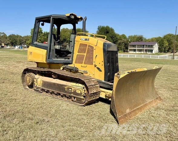 CAT D5K2 XL Buldozer sobre oruga