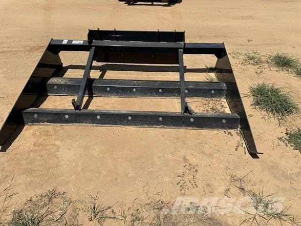 Titan  Construcción - Otros