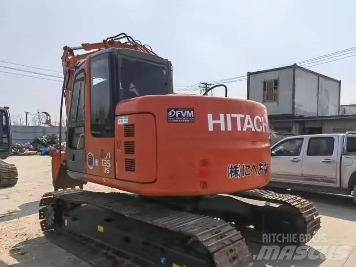 Hitachi ZX135 Excavadoras de cadenas