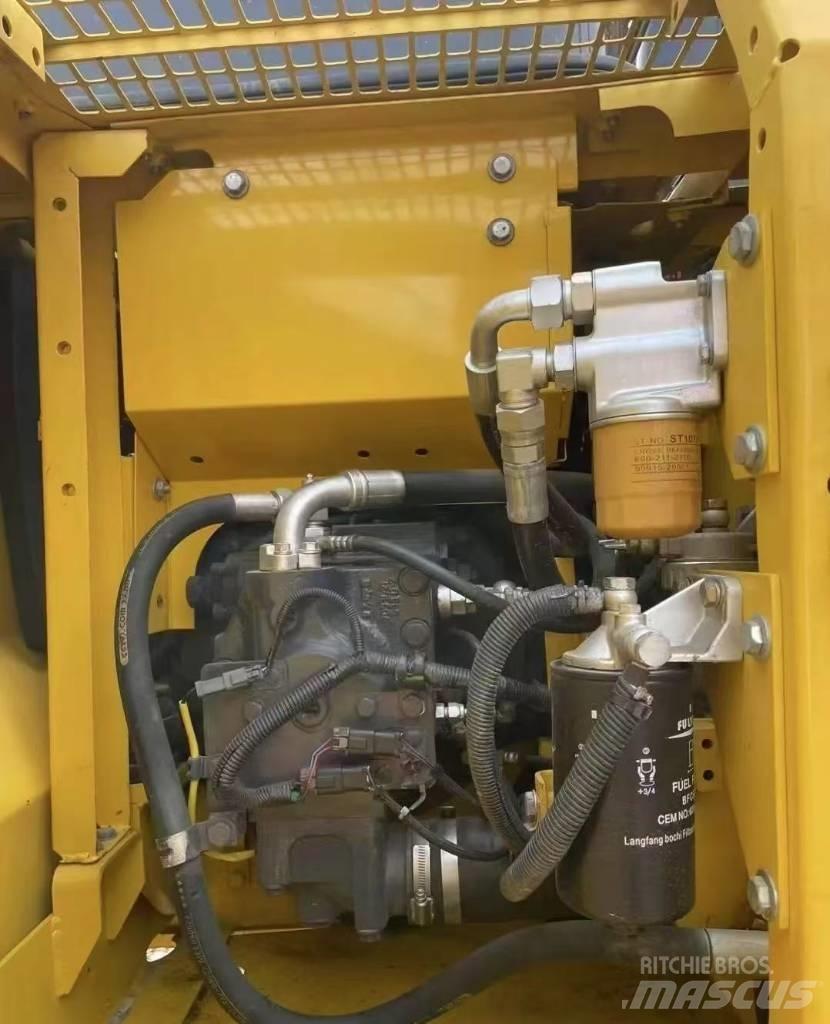 Komatsu PC 130 Excavadoras de cadenas