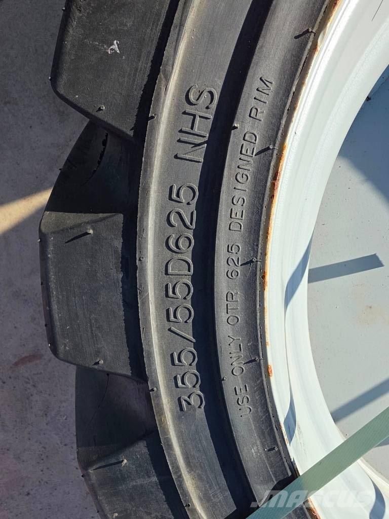 Genie Z 60/34 J Neumáticos, ruedas y llantas