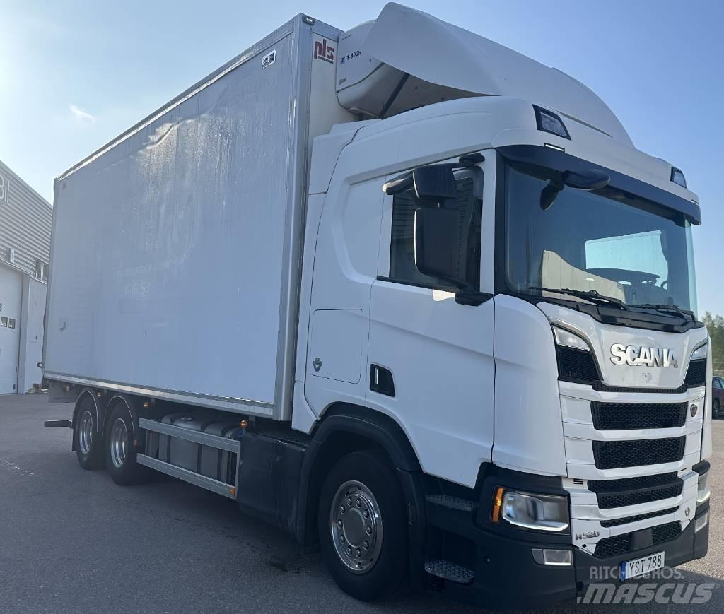 Scania R520B6X2NB Camiones caja cerrada
