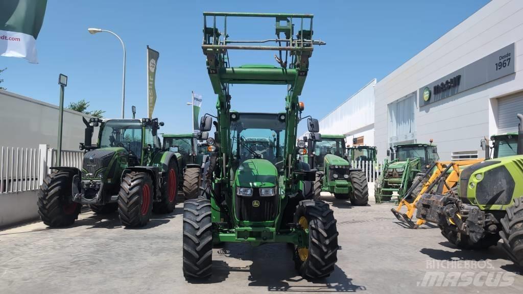 John Deere 5115R Tractores