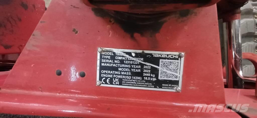 Takeuchi TB 325 R Mini excavadoras < 7t