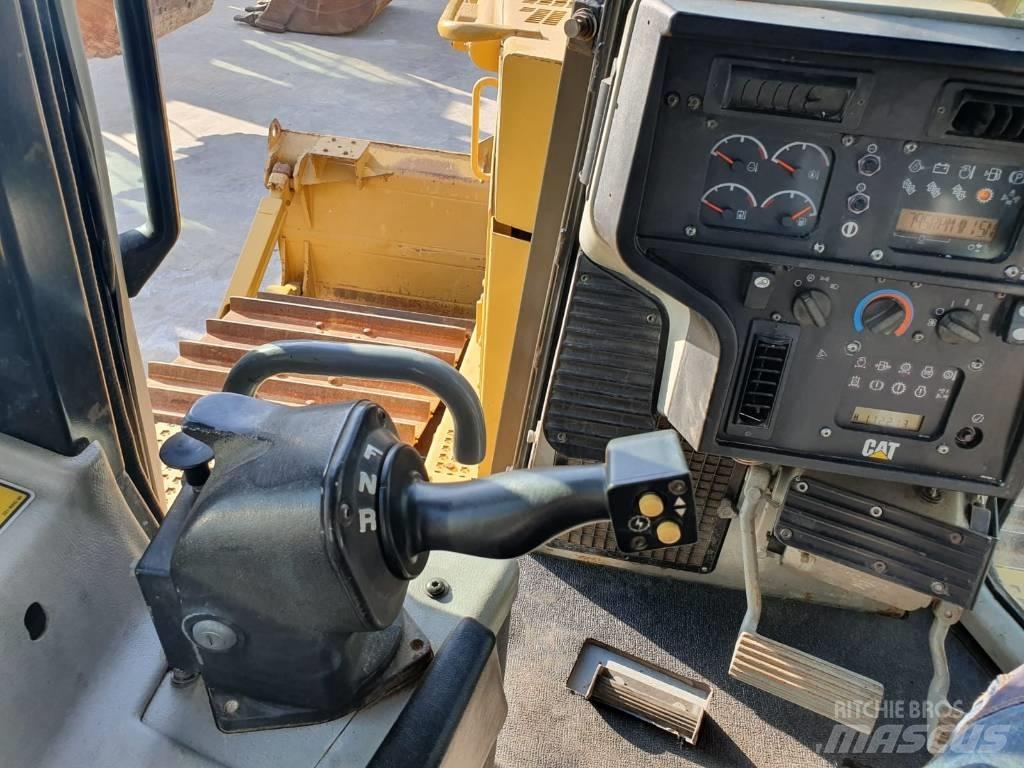 CAT D 6 T LGP Buldozer sobre oruga