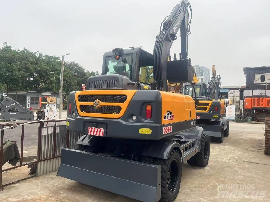 Xinyuan  B75G4 Excavadoras de cadenas