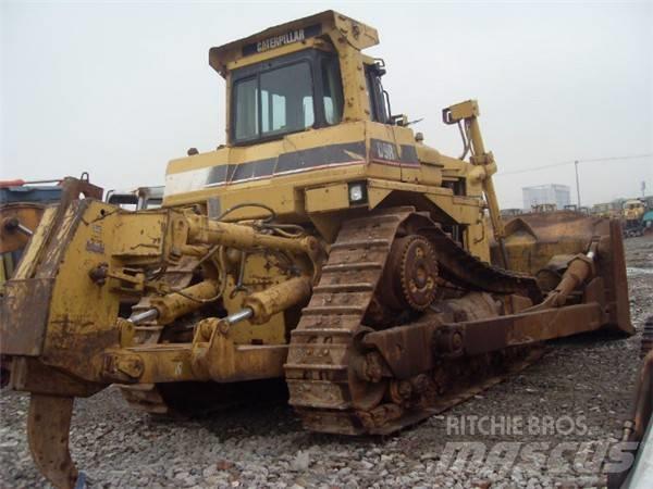 CAT D 9 R Buldozer sobre oruga