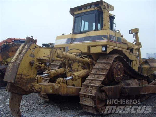 CAT D 9 R Buldozer sobre oruga