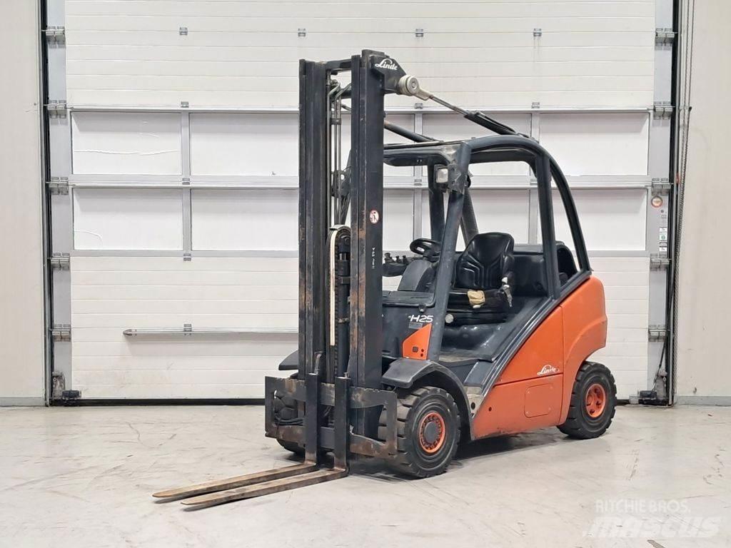 Linde H25T Carretillas LPG