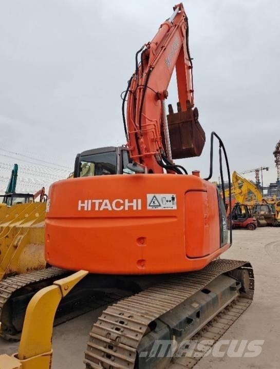 Hitachi ZX 135 US Excavadoras de cadenas