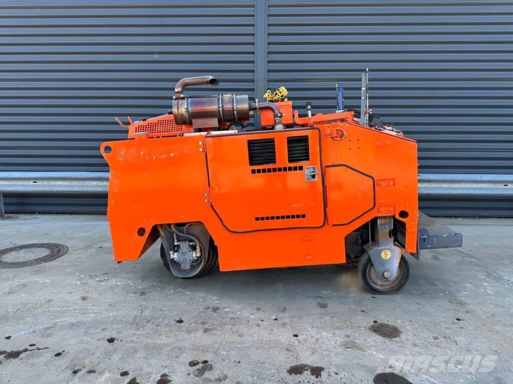 Wirtgen W 350 Máquinas moledoras de asfalto en frío