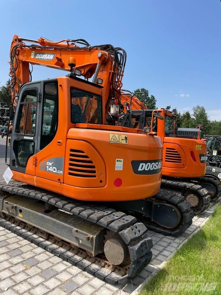 Doosan DX 140 LCR-3 Excavadoras de cadenas