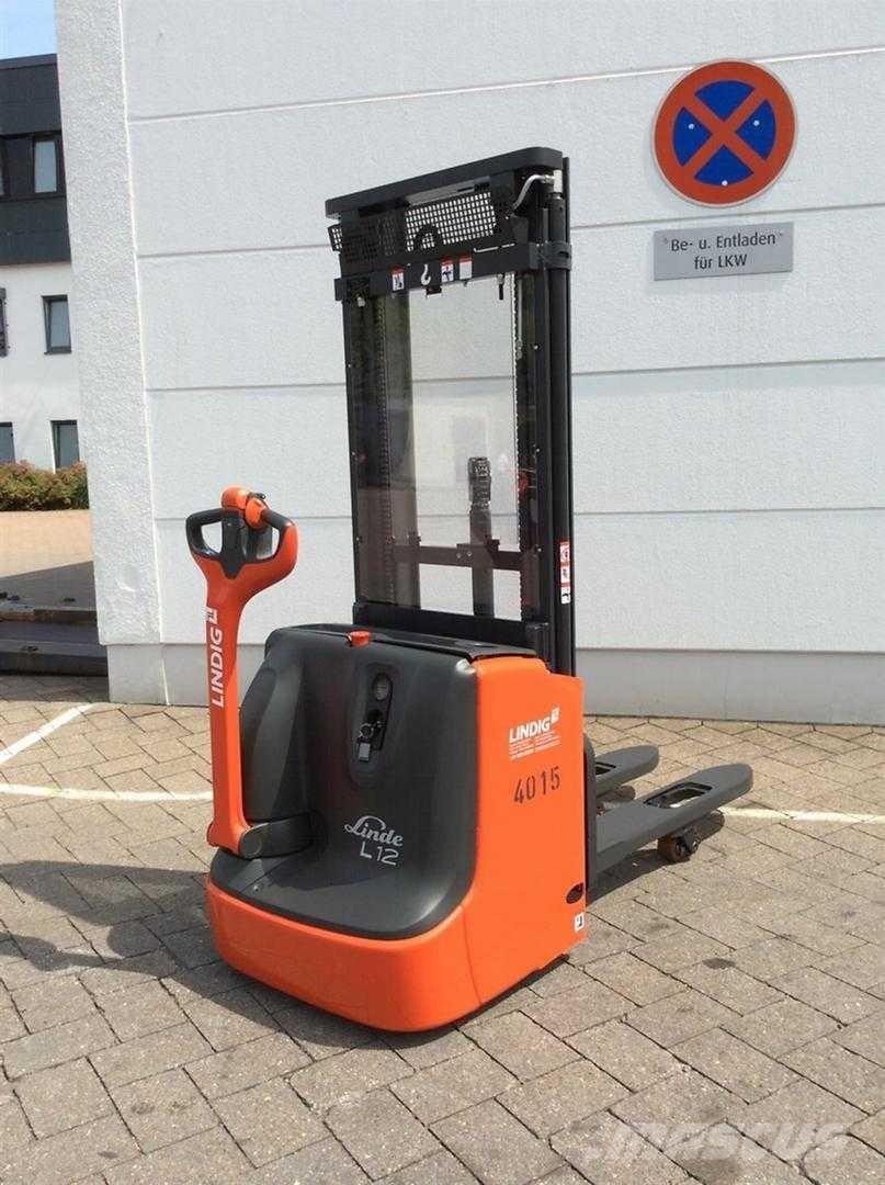 Linde L12I Apiladores eléctricos autopropulsados
